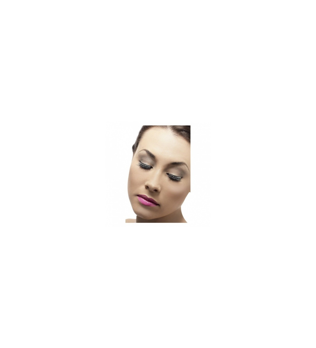 Nalepovací řasy: s kamínky