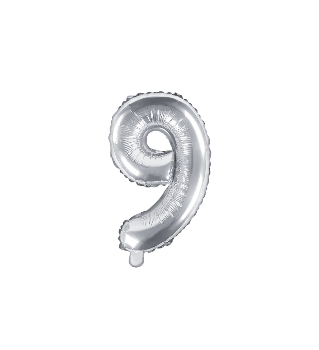 Stříbrný balon s číslem 9