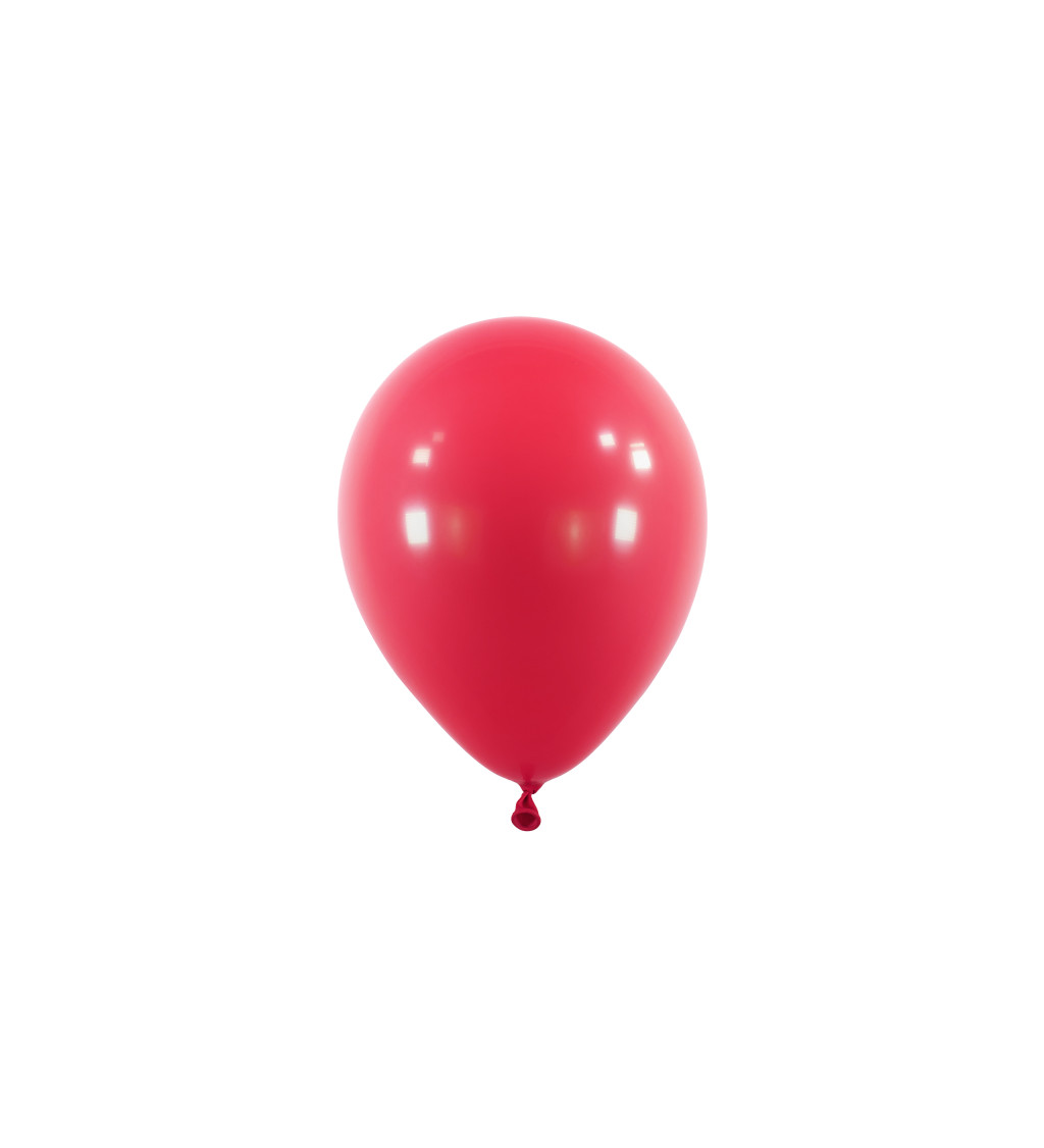 Červený latexový balónek