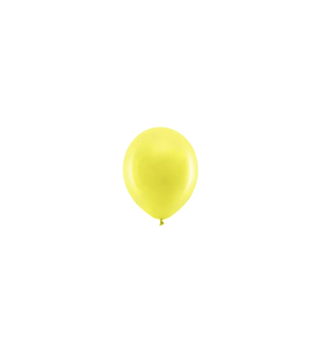 Žluté pastelové balónky
