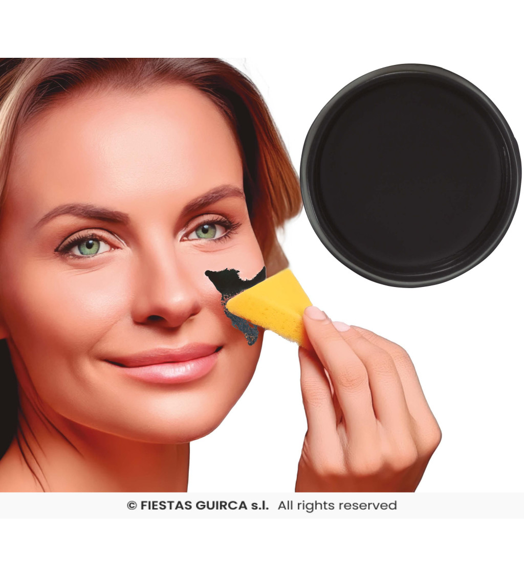 Černý make-up s houbičkou