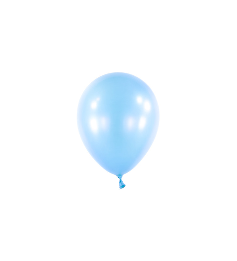 Baby blue balónek