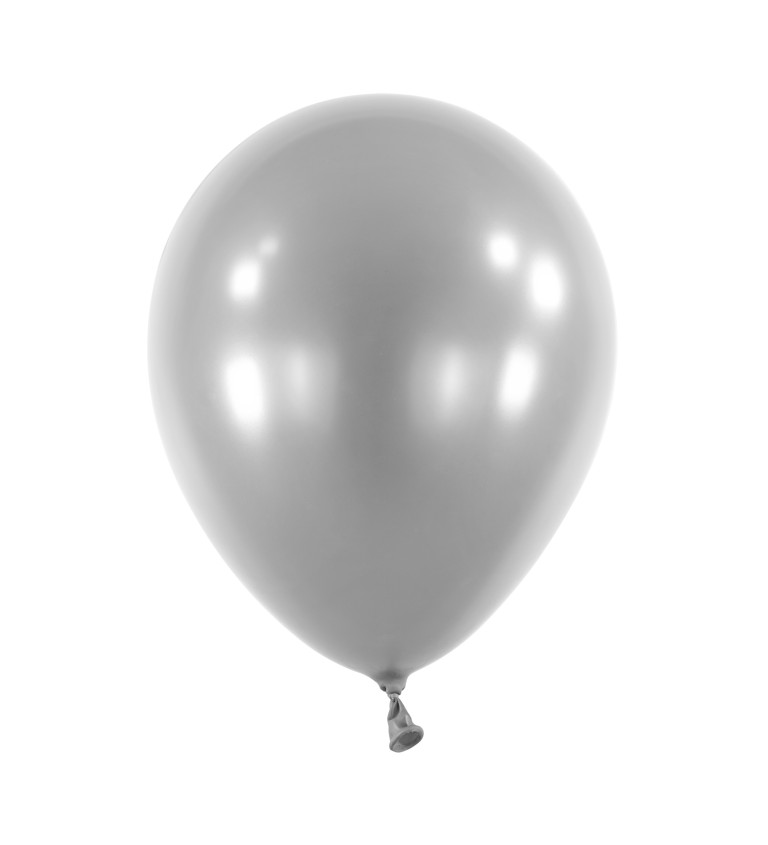 Metalické šedé balónky